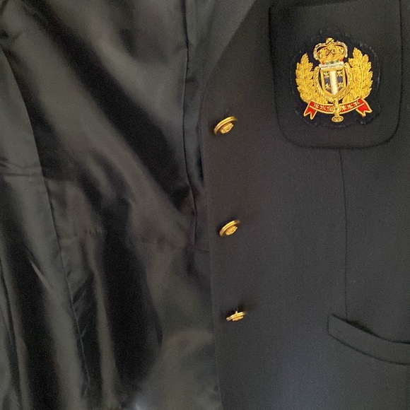 Vintage Talbots Navy Wool Blazer with Military Crest Made in Hong Kong. Petite 6 - Picture 7 of 12
